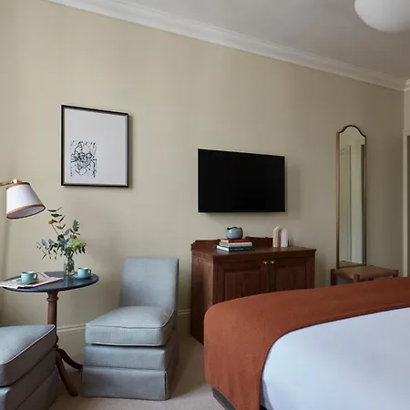 Miiro Templeton Garden Hotel London Exterior photo
